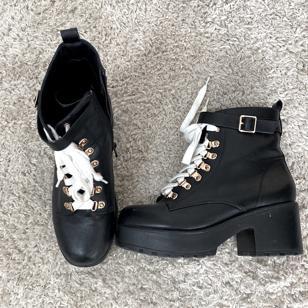 Nasty gal platform zip up biker boots size 8